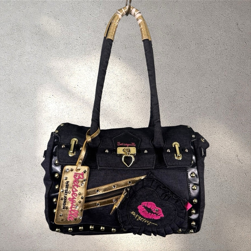 Vtg Y2K Betsey Johnson Betseyville Studded Denim Embroidered Lips Shoulder Bag